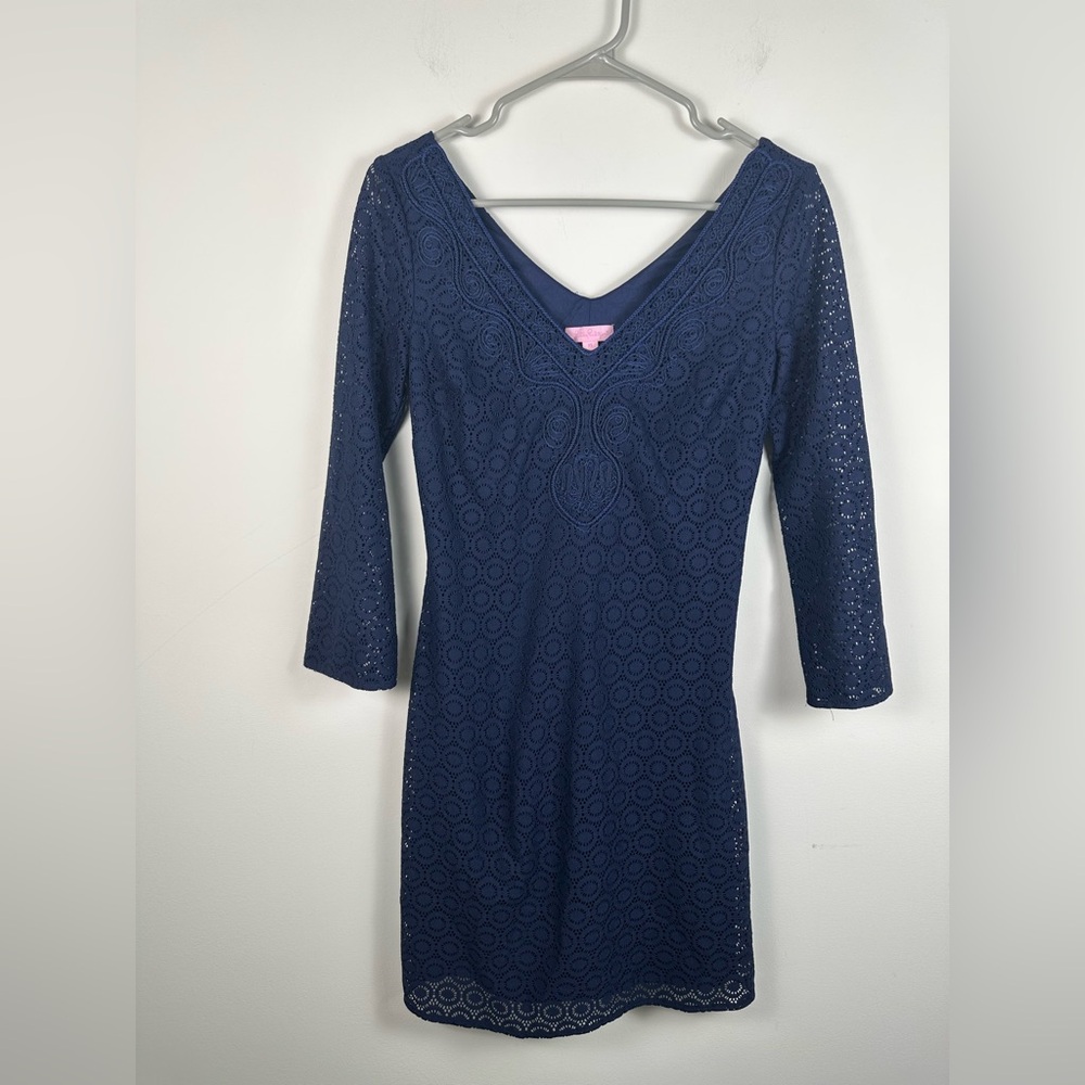 Lilly Pulitzer Alden Lace Dress Size XS Navy EUC Double V Neck Overlay - Picture 6 of 8